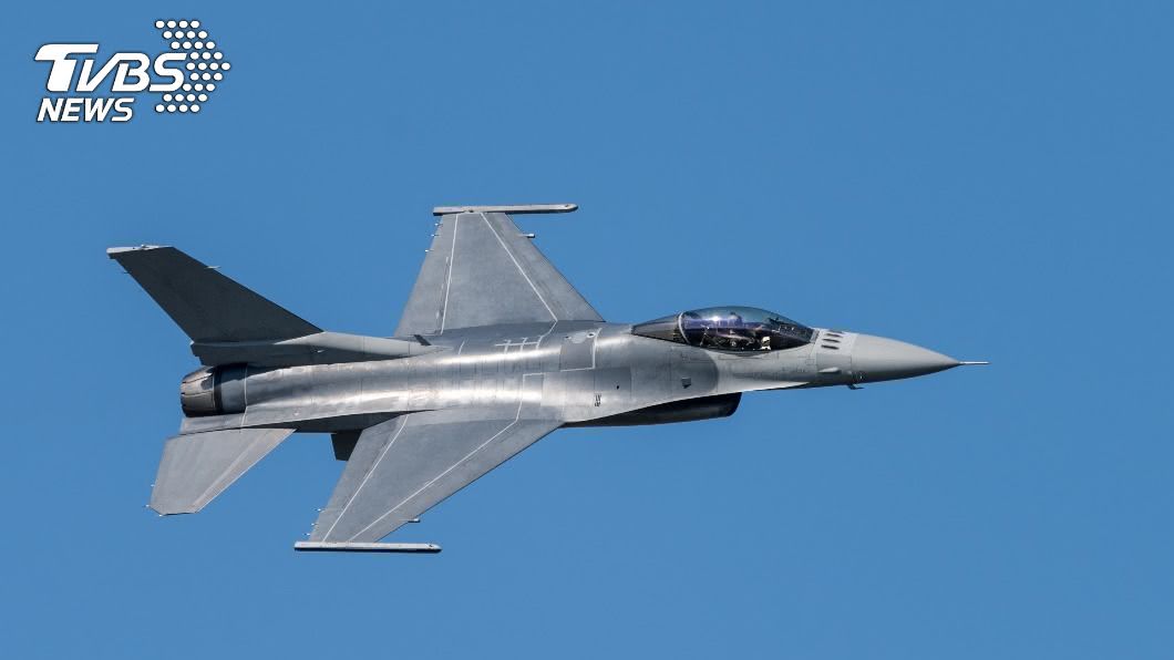飛行訓練誤認目標!男上班遭「F-16戰機爆頭」慘死
