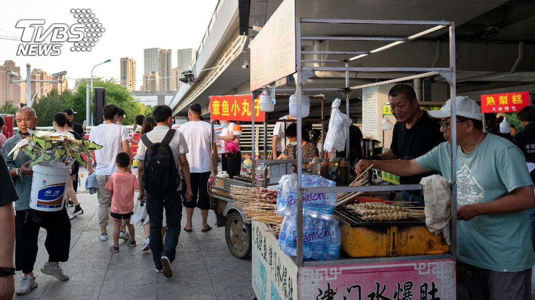 仿李克強「地攤經濟」?北京新規僅允有照者擺攤