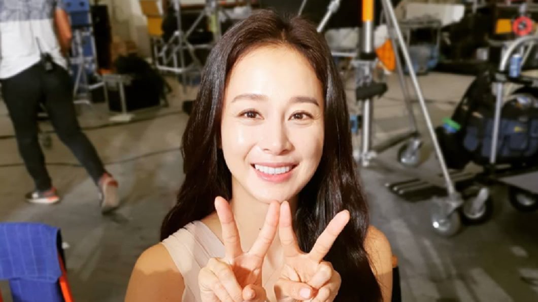 生兩胎沒皺紋! 40歲金泰希曝抗老祕方「每天喝1物」