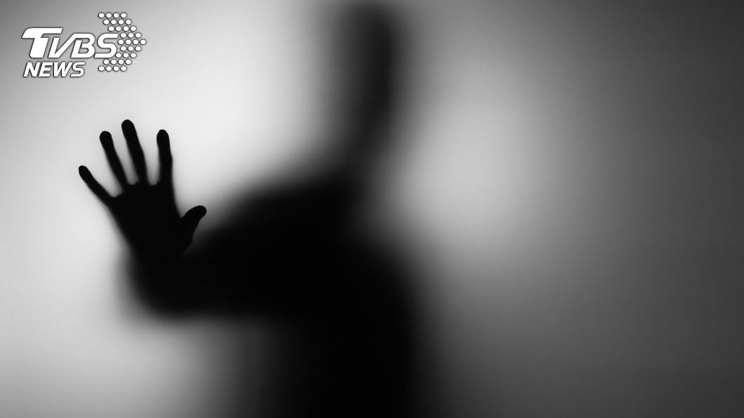 《第六感生死戀》破局　女靈媒熱戀「鬼男友」分手了