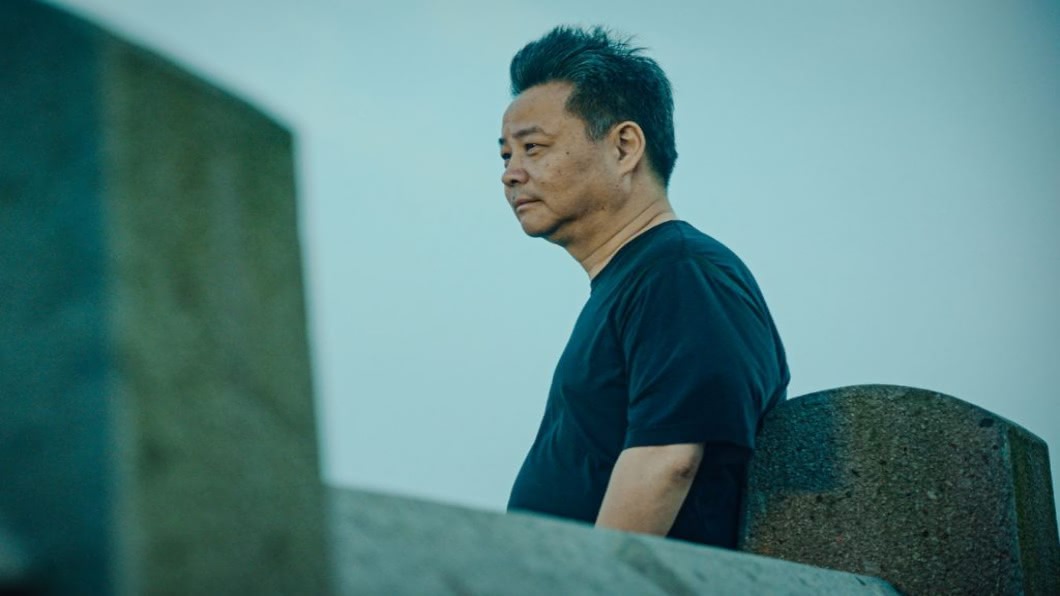 畫面提供／佳映娛樂《一直游到海水變藍》
