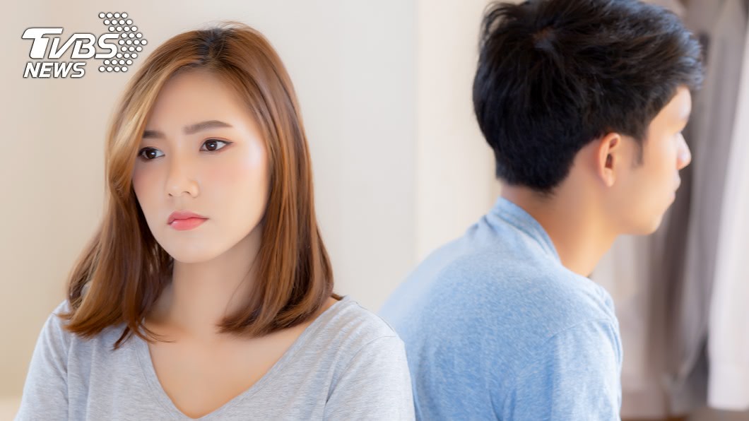 男創業「三節豪發1個月」 富家女友嗆浪費:難怪規模小