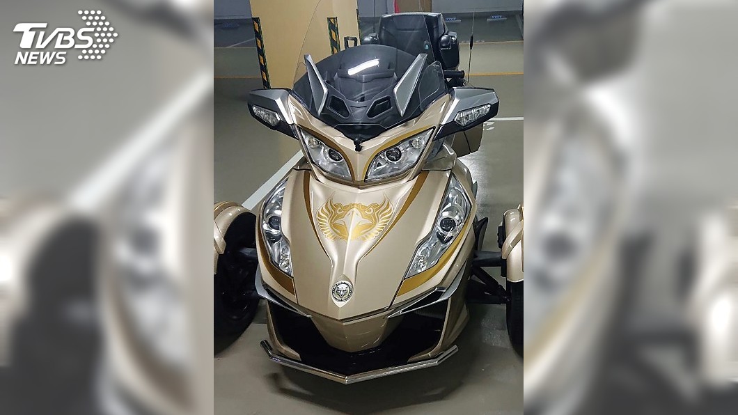 高雄地檢署查扣Can-Am SpyderRT Limited重型機車1部。(圖/中央社)
