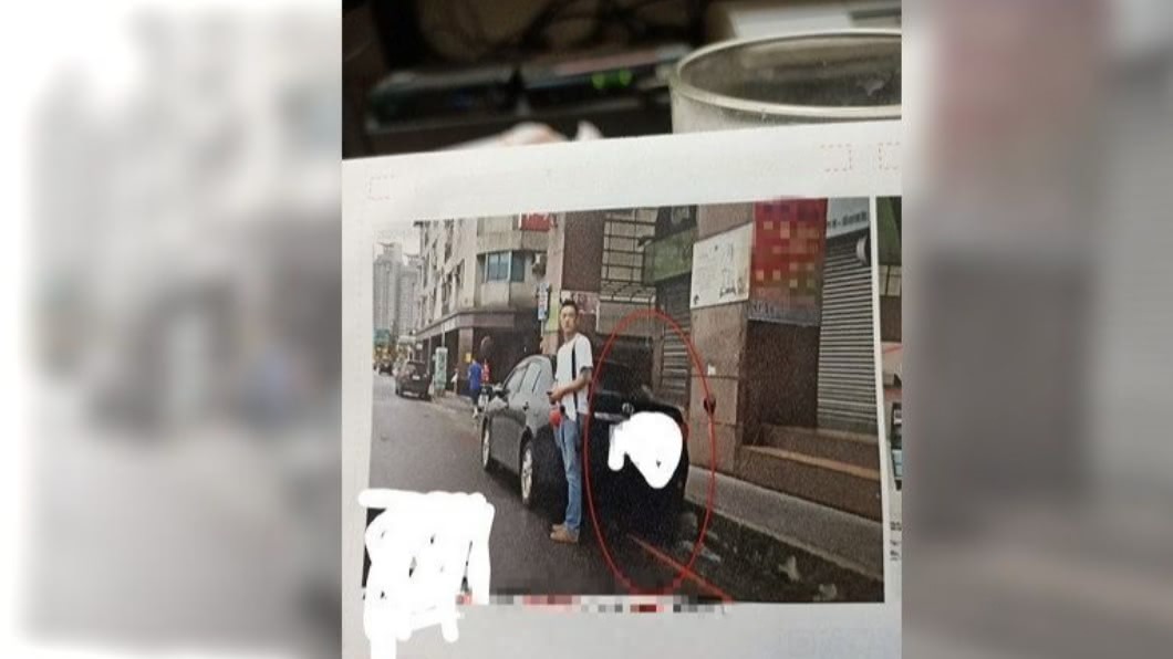 男子違規卻意外入境,稱讚檢舉人拍照技術。(圖/翻攝自臉書社團爆廢1公社)