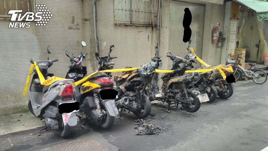 北市大安區巷弄火警 警消滅火6機車嚴重受損