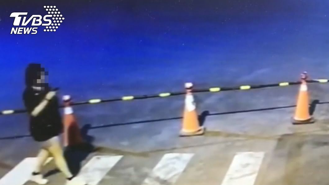 鐘姓女大生當時正要去同學宿舍聚會,沒想到遭遇梁嫌擄走殺害。(圖/TVBS)