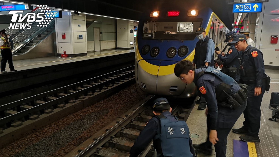 台鐵松山站傳落軌事故 旅客「卡車底」警消急尋人
