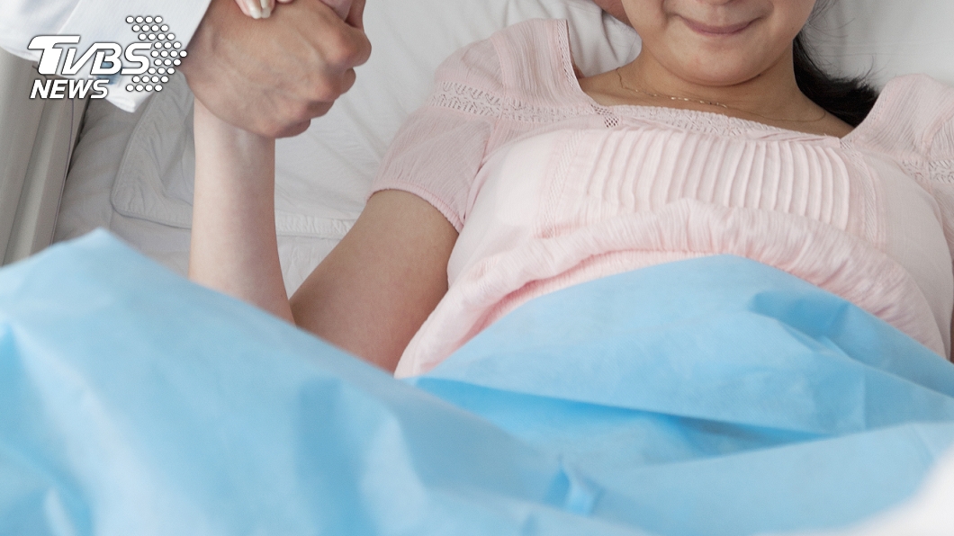 尪嫌陪產畫面血腥「5年無性婚」 妻驚見露骨對話氣瘋