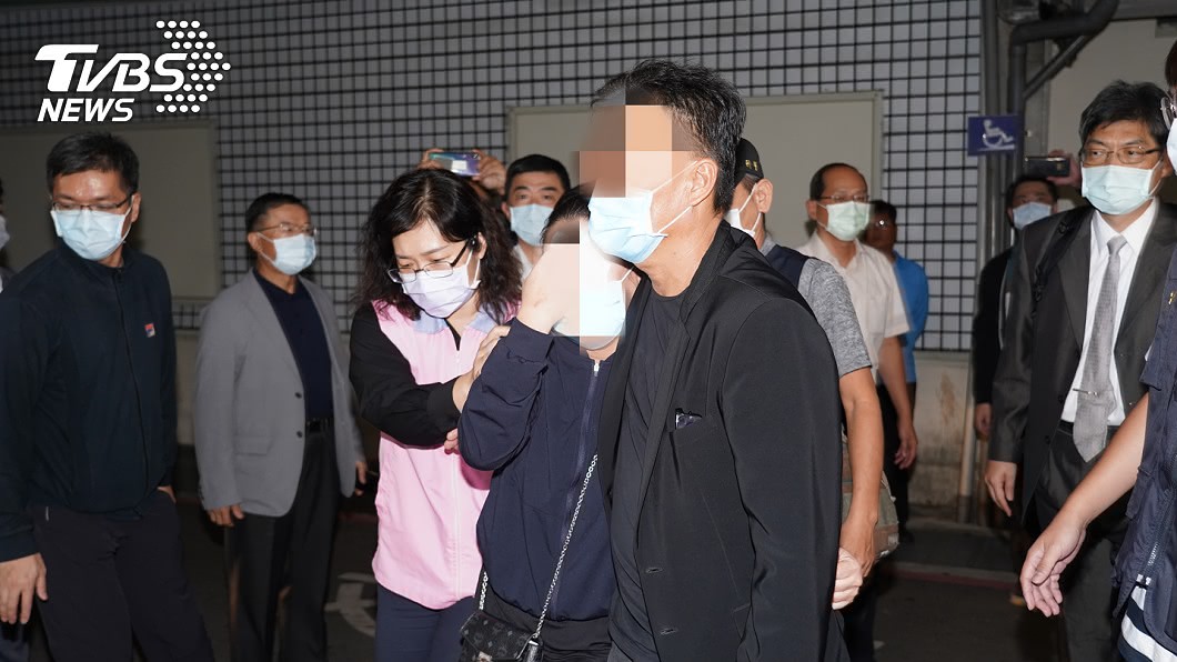 長榮女大生父母連夜南下認屍　哭聲迴盪殯儀館