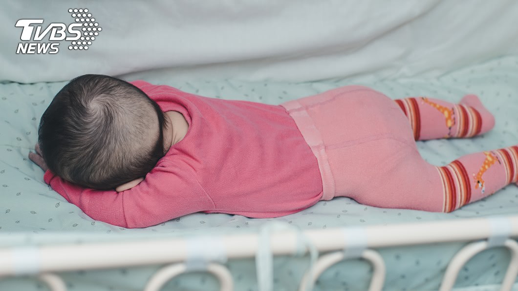 單親母5年前痛失兒 又獨留3月大嬰在家「趴睡窒息」亡