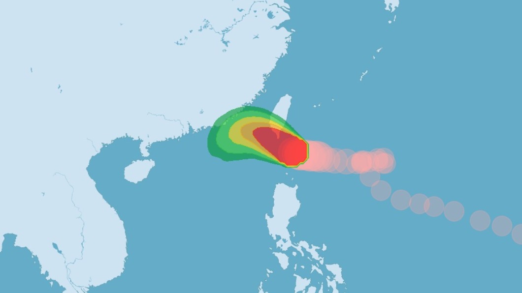 颱風閃電逼近台灣速度稍變慢　暴風圈進入巴士海峽