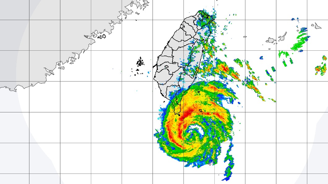 颱風閃電來襲 高市府總動員警戒淹水及土石流
