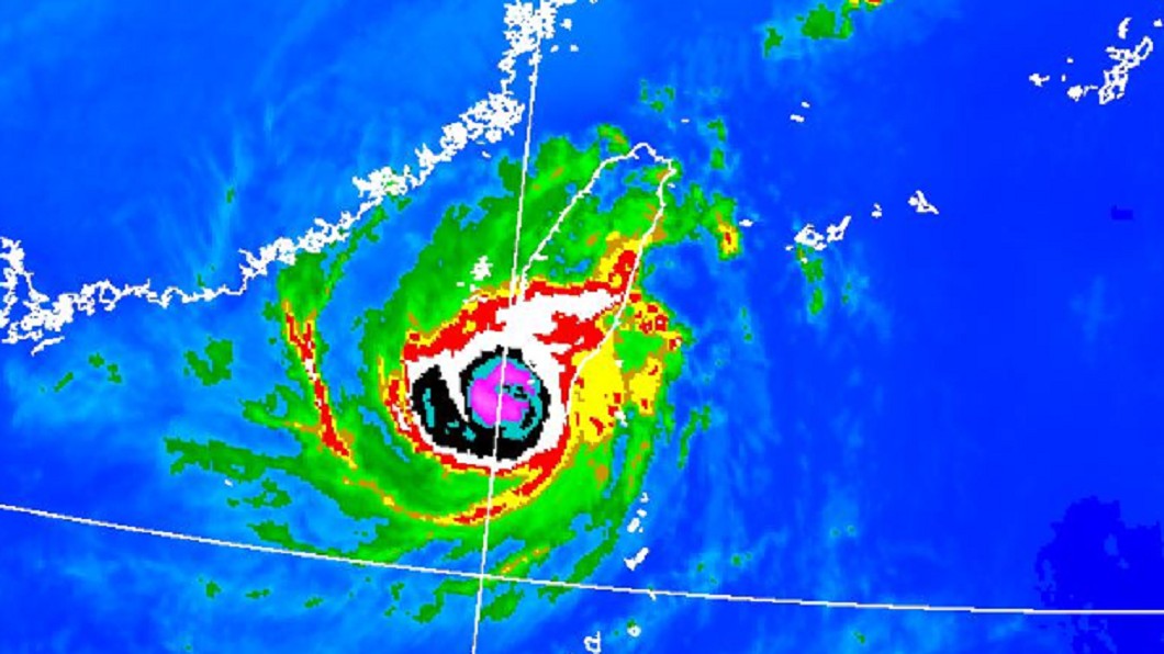 「閃電」將減為熱帶低壓　台東、屏東慎防豪大雨