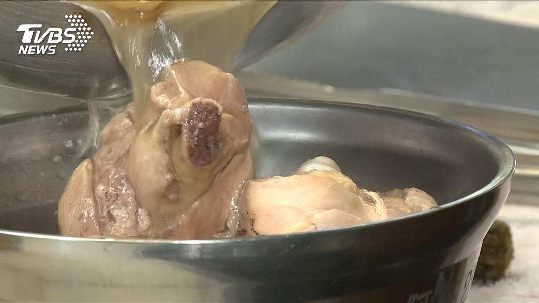 麻油雞。(圖/TVBS)