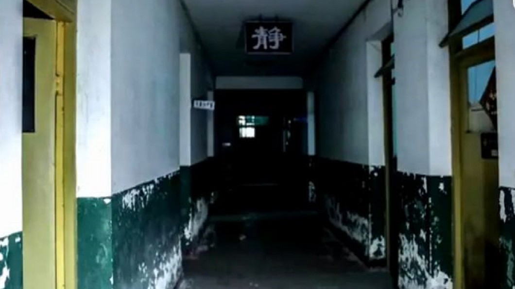廢棄醫院探險見「風乾上半身遺體」　直播主嚇到惡夢連連