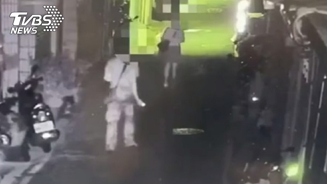 女發文控被尾隨　警察找上門...醉男嘆：只是看一眼
