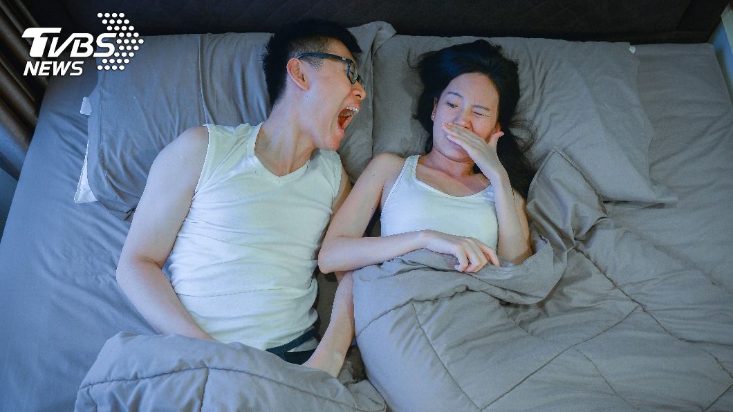 男友打鼾呼氣腐臭味狂衝 她被薰到崩潰怨:生不如死
