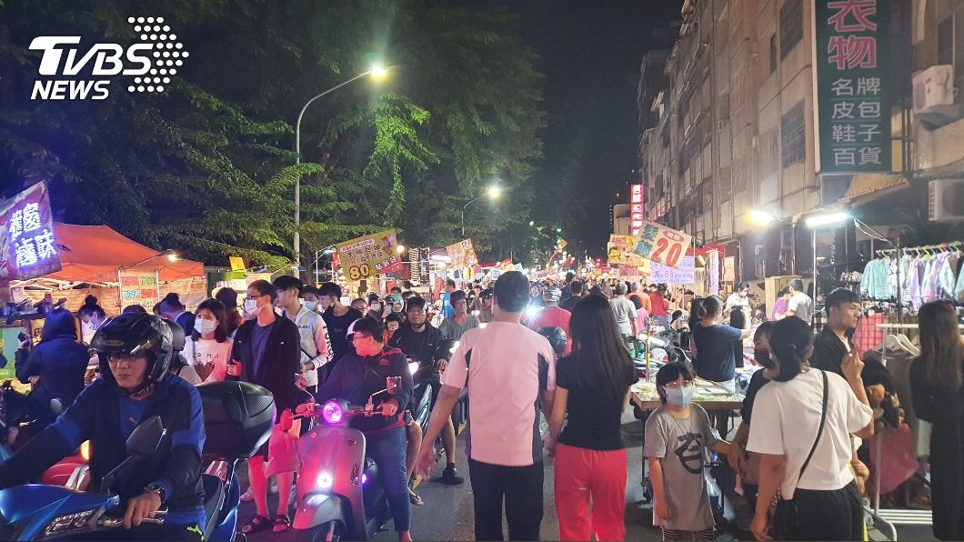 高雄瑞北夜市熄燈 經發局研擬公布落日攤商