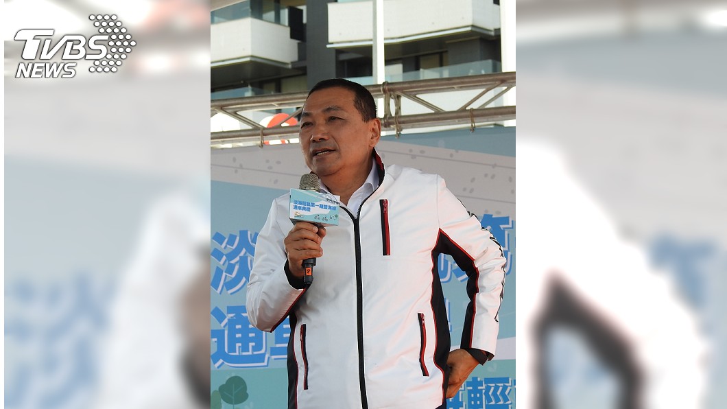 參加秋鬥遊行 侯友宜:與國人站一起反對萊豬
