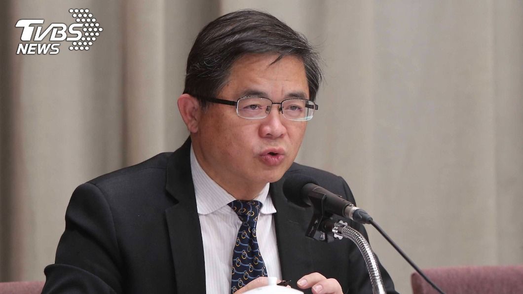 幕僚做圖卡遭疑養網軍 政院:未違反行政中立法