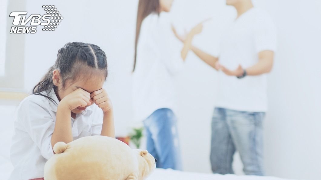 控制狂妻找架吵「逼孩旁聽」　尪崩潰求離婚1原因敗訴