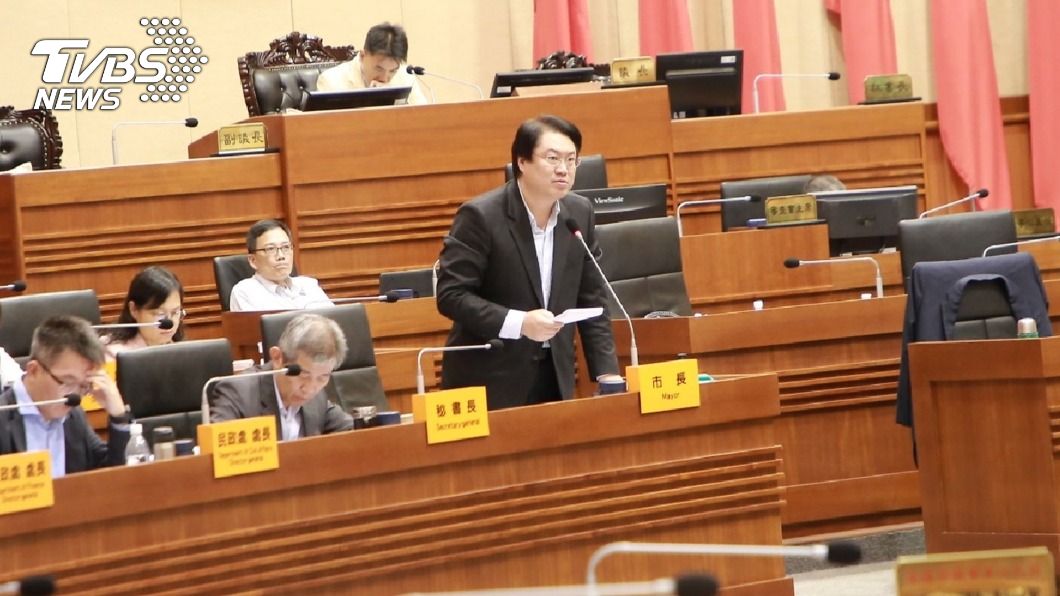 基隆市民活動中心漏水 林右昌:爭取6千萬改善