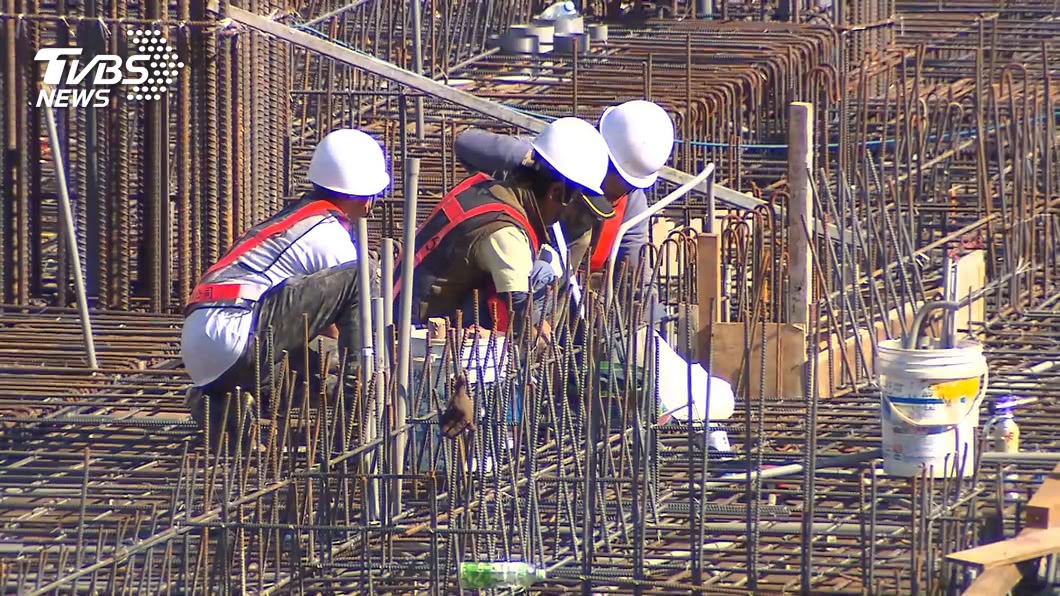 房市熱!網「灌漿失敗照」惹議 技師:工期恐延