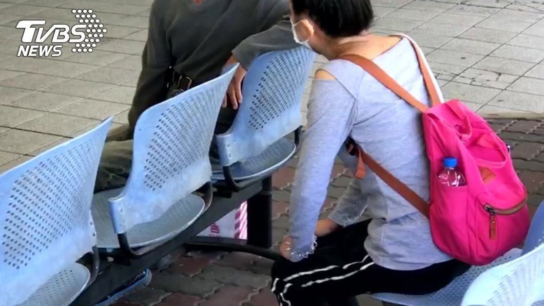 女兒蛀牙一次拔20顆不治 父慟:難接受要討公道