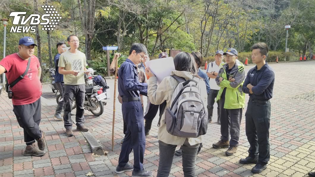 持續尋找老翁。(圖/民眾提供)
