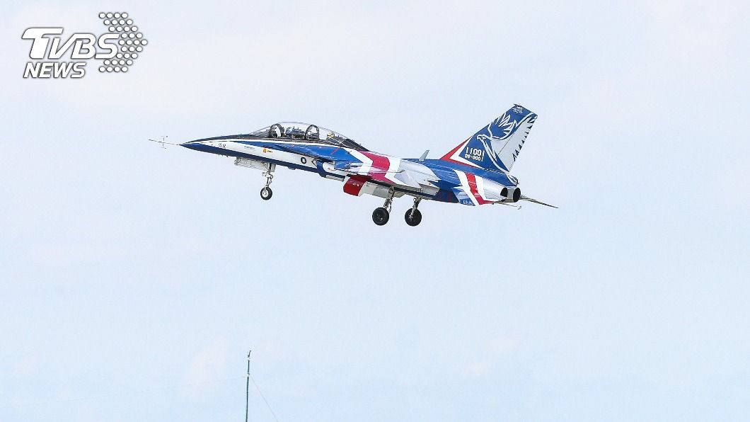 空軍:勇鷹每天兩試飛時段 明年再增1時段