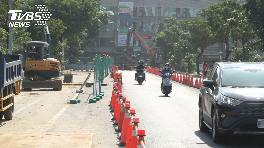 疑包商營運困難 台南永康道路施工一年多惹民怨