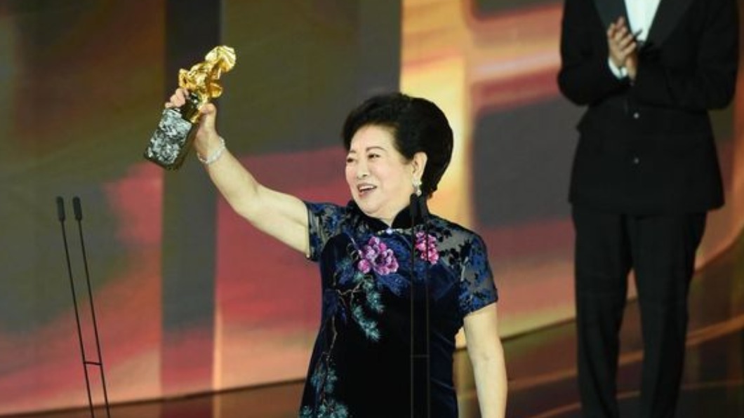 金馬女配陳淑芳 「等63年才拿到這一匹」