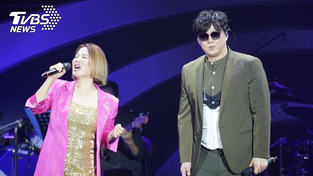 葉璦菱和蕭煌奇一起舉行「雙金奪標演唱會」。(圖/寶吉祥集團提供)