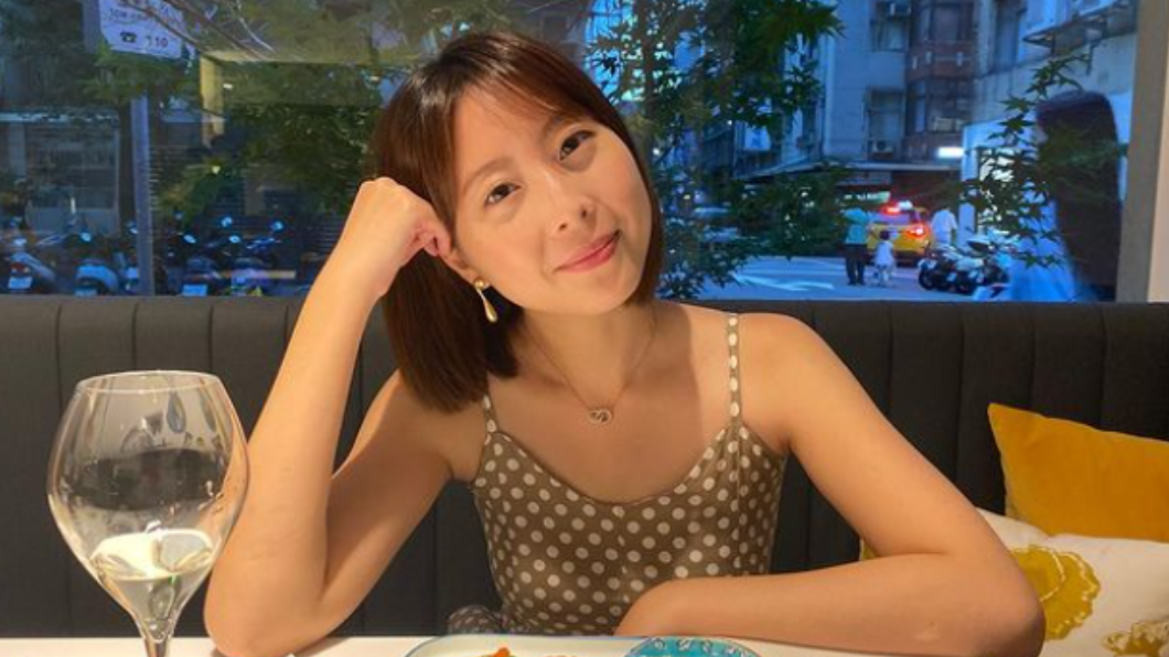 公開閨房照「衣如土石流」 女主播:出門漂亮就好