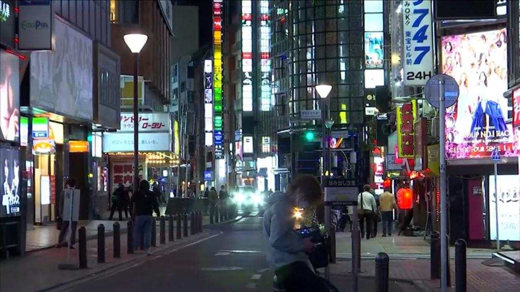 東京都抗疫! 下令餐飲店晚上十點前關門