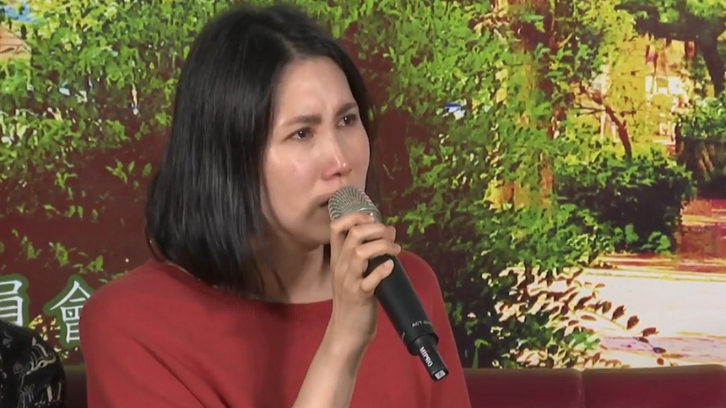 公開給兒女的遺書　余苑綺癌末淚崩「下輩子再當家人」
