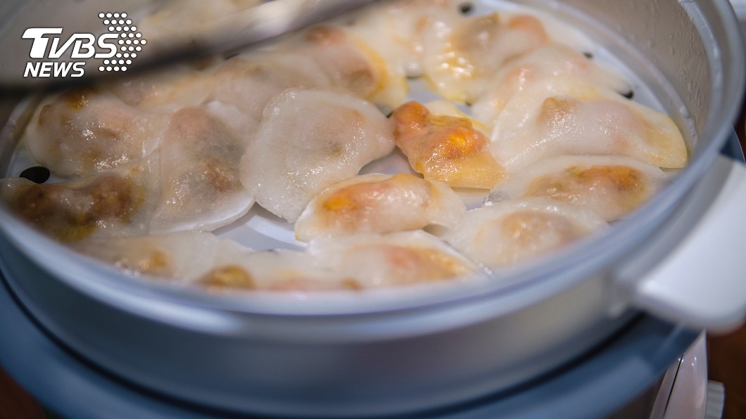 兒吞水晶餃慘噎腦缺氧 父母怒告百萬國賠:老師沒剪小塊