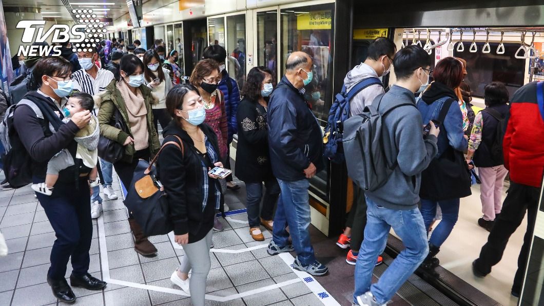 12/1秋冬防疫上路　蘇貞昌：人多密集場所戴口罩