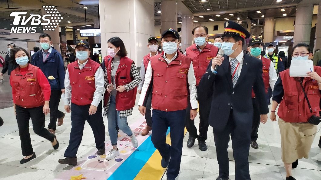 口罩戴上!秋冬防疫專案啟動 侯友宜:勸導不聽就開罰