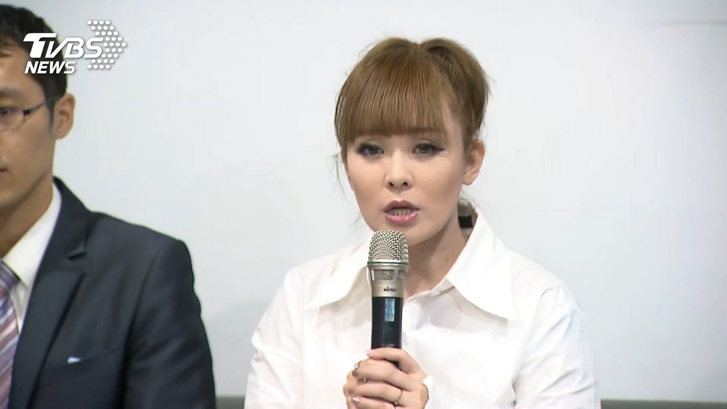 女藝人丁小芹因販售假名牌包遭判刑。(圖/TVBS資料畫面)