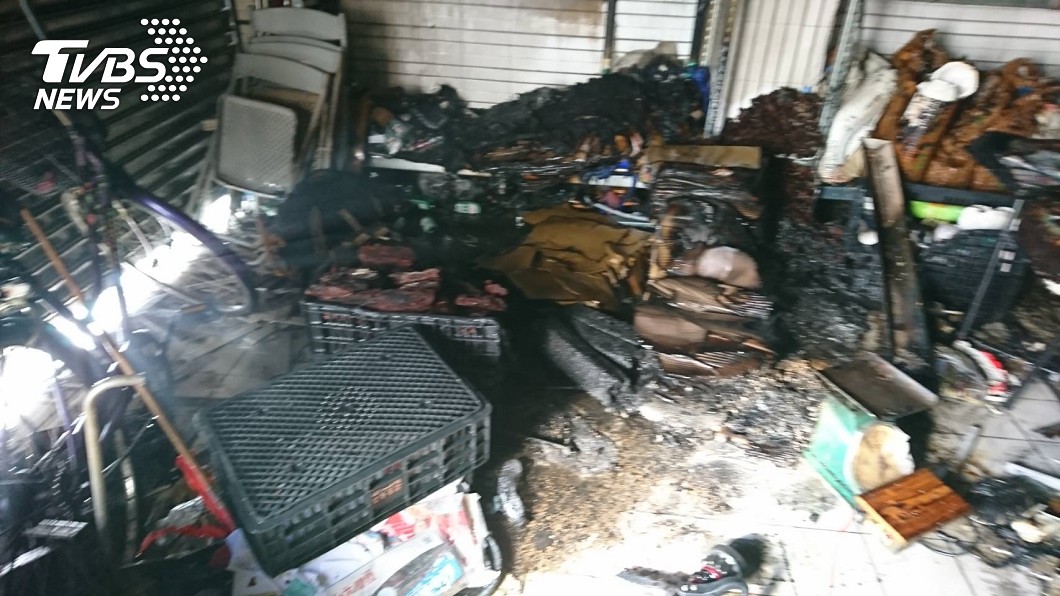 嘉義太保火災！男「燒成焦屍」臥躺車庫內