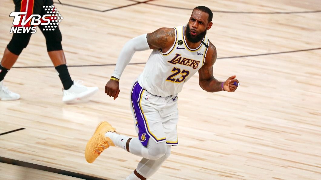NBA詹姆斯與湖人續約 兩年8500萬美元