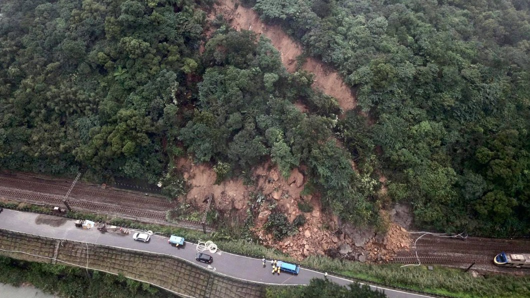 台鐵瑞芳-猴硐路線斷 林佳龍預告恐須4天恢復通行