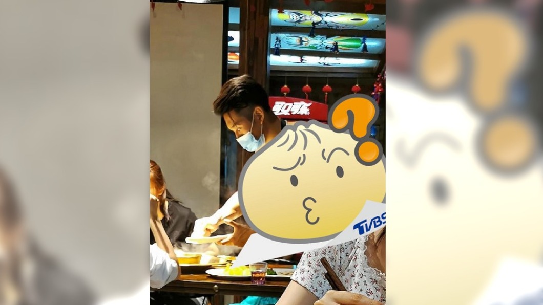 「只穿圍裙」猛男火鍋店爆肌上菜 女伸手狂摸:想結婚