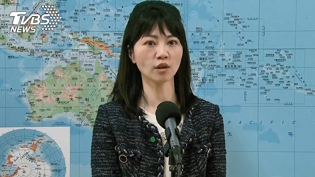 高嘉瑜頂新造型現身立法院。(圖/TVBS)