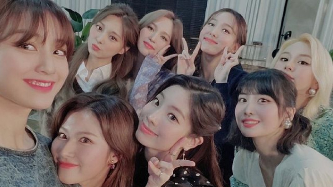 TWICE新冠檢驗結果出爐 除Sana「全員正常活動」