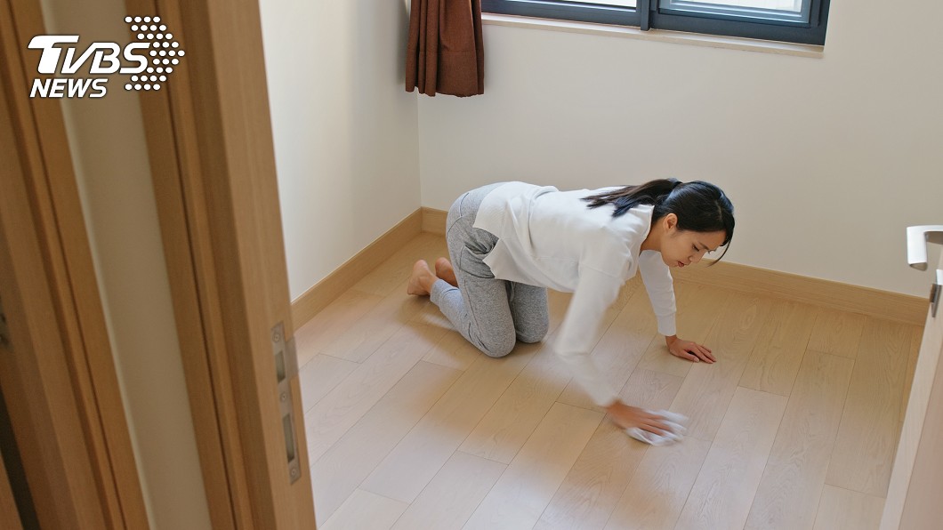 婆婆逼「懷孕跪擦地」才好生 苦媳淚:小姑都躺吃營養品