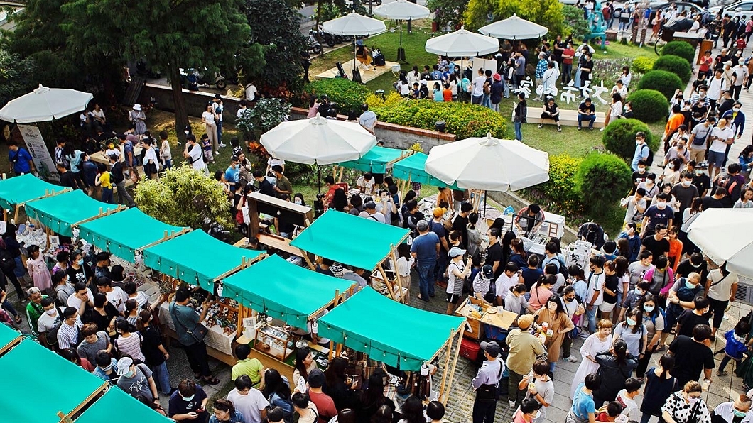 全台首創雙官邸市集，連香港影星黃秋生也來朝聖。（圖／好市邸家提供）