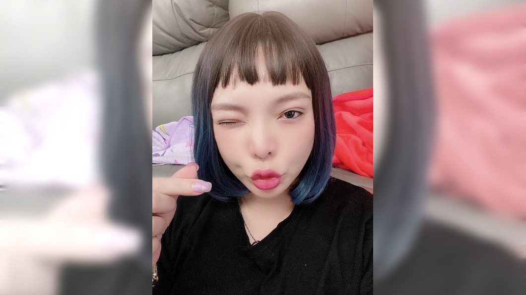 小甜甜遭爆近期多半在家,疑似在養胎。(圖/翻攝自小甜甜臉書)