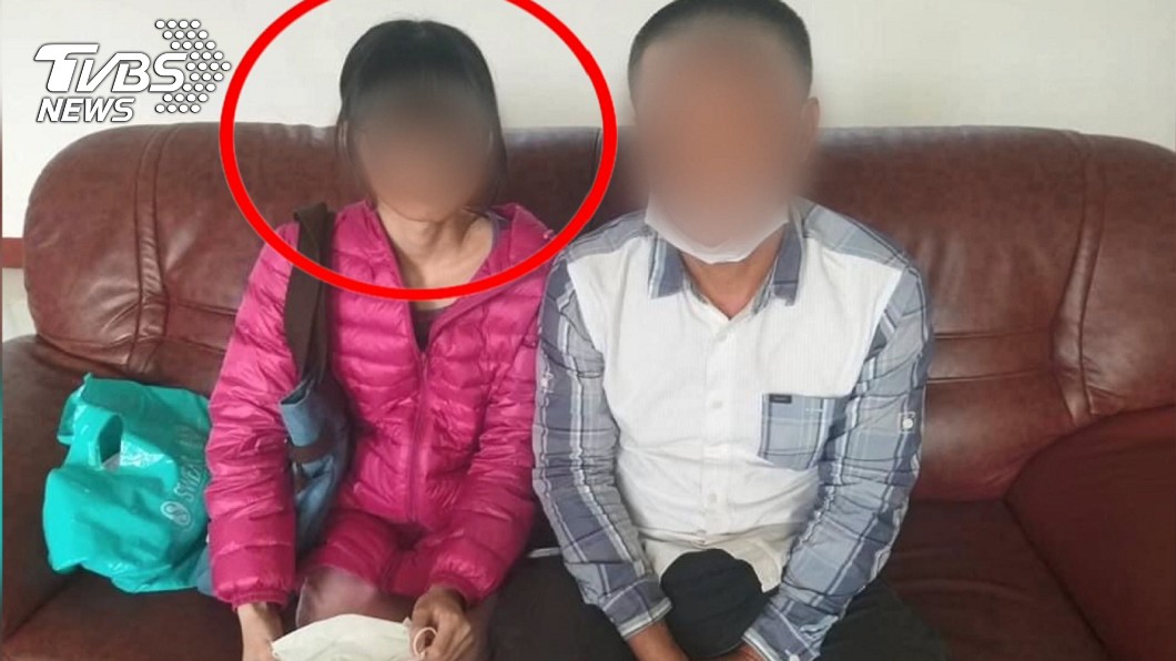 揭藏女12年生活！母不認軟禁「自願跟我走」父幫灌Line
